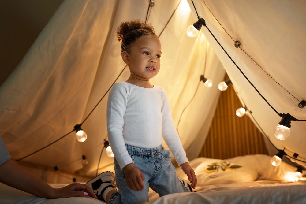 How to build a fort with your kids - Amazing Explorers Academy